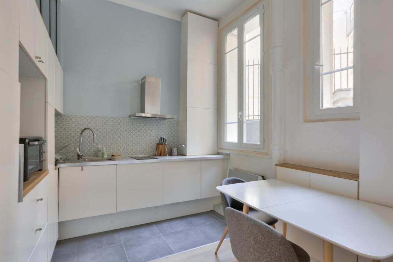 Charming studio - Paris 18th district Apartment Luaran gambar